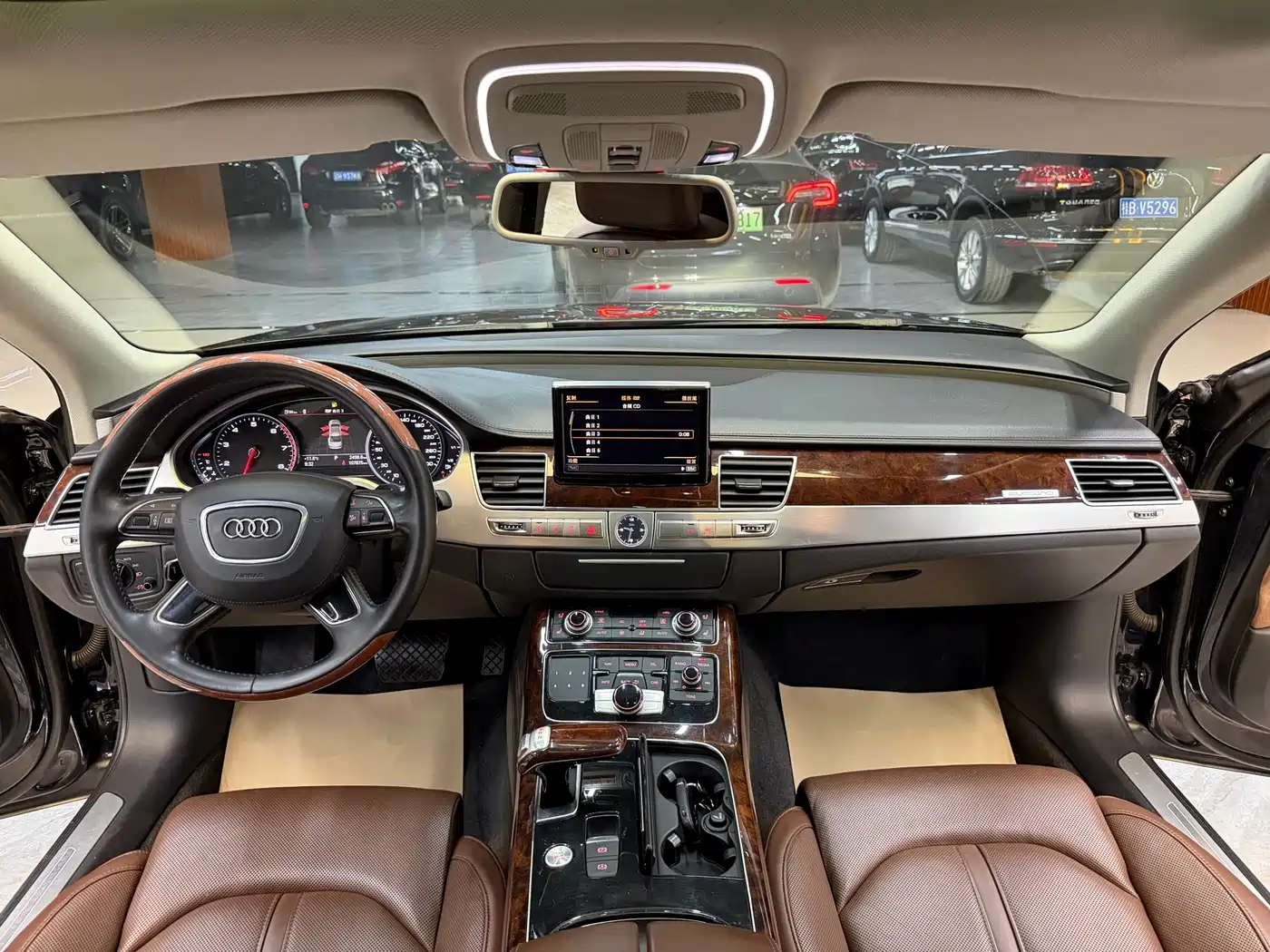Audi A8 2013 A8L 55 TFSI quattro Premium фото 17