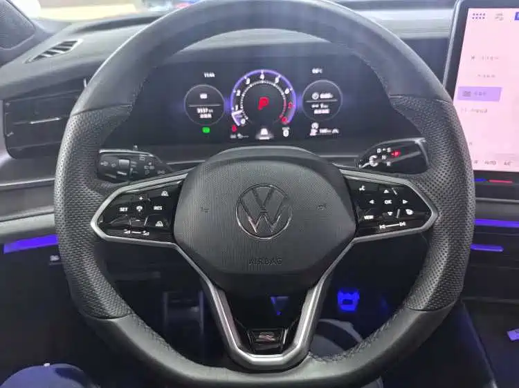 Volkswagen Tayron 2025 Model Tayron L 380TSI 4WD Luxury Easy Package фото 5