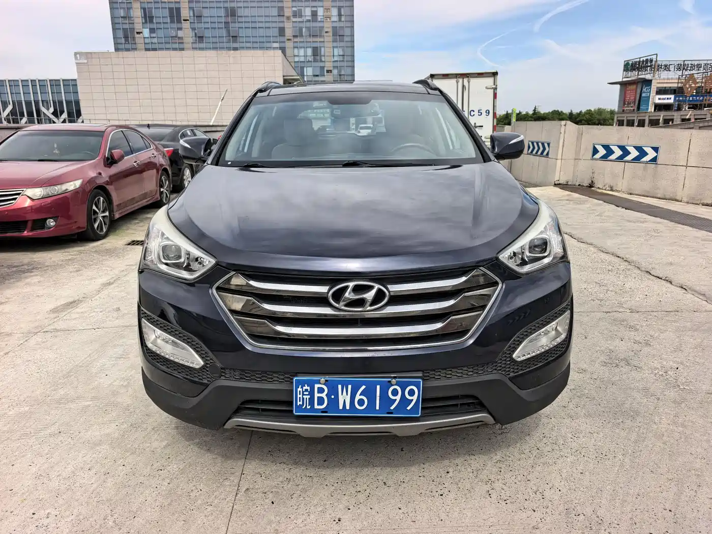 Hyundai Santa Fe 2013 Model 2.4L Automatic 2WD Smart фото 2
