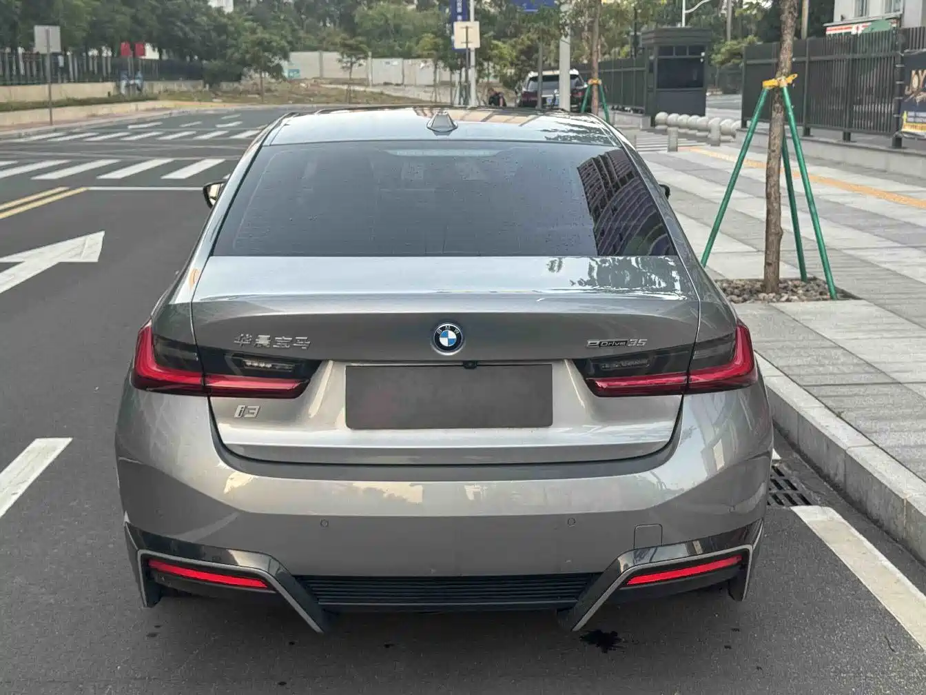 BMW i3 2022 eDrive 35 L фото 5