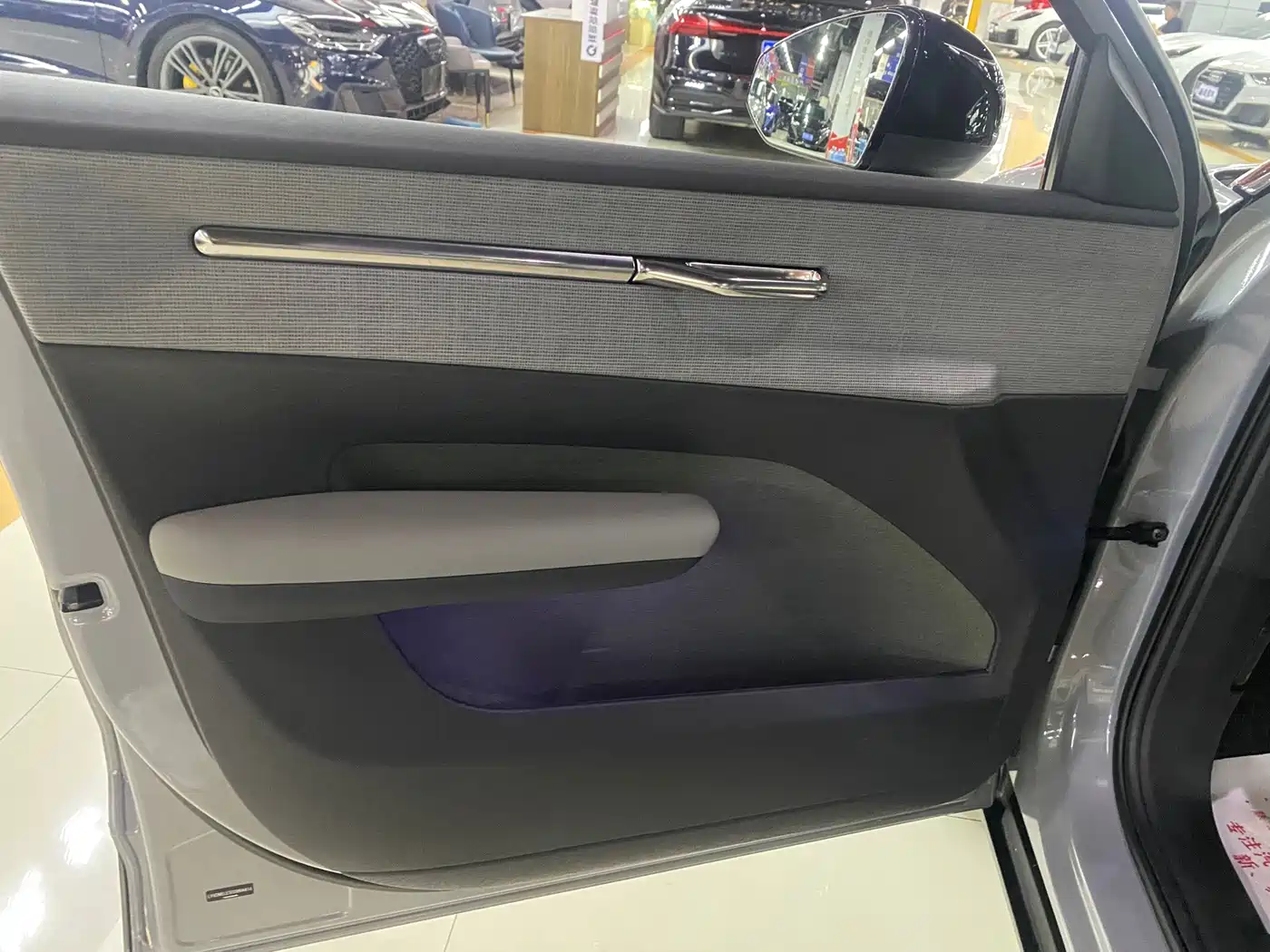 Volvo EX30 2024 2025 RWD Long Range Ultra