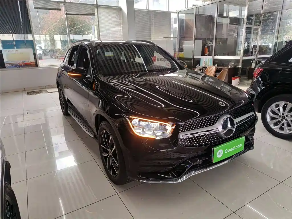 Mercedes-Benz GLC 2021 GLC 300 L 4MATIC Sporty фото 4