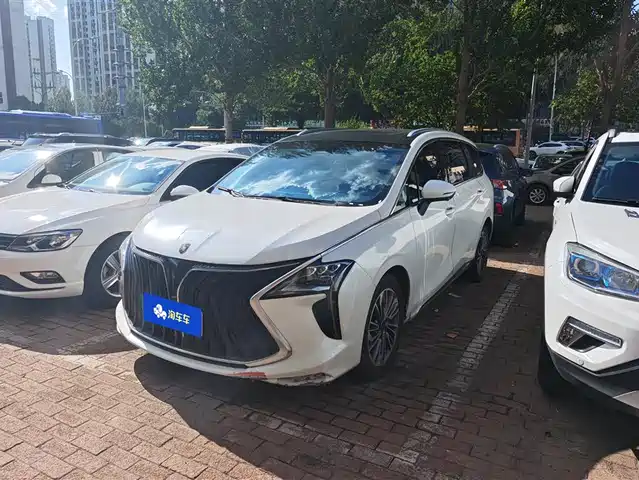 Dongfeng Fengxing Fengxing Yacht 2022 1.5T DCT Wave Chaser Edition