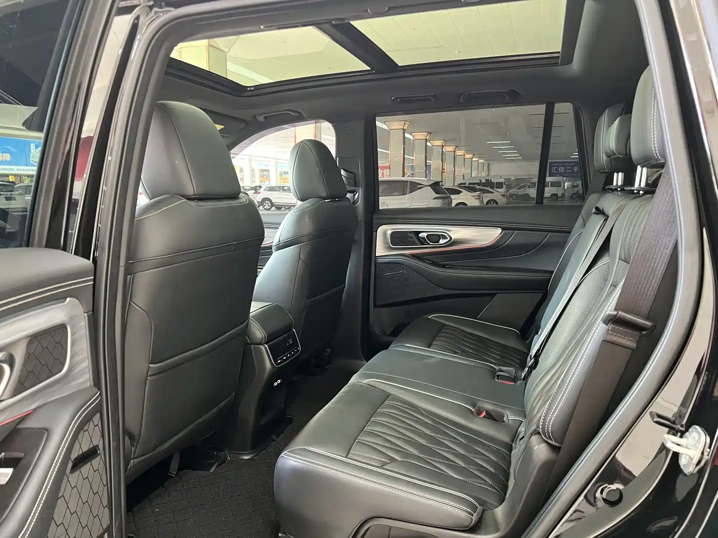 GAC Trumpchi Trumpchi GS8 2022 Pilot Series 2.0TGDI 2WD Luxury Smart Connect Edition (7-Seater) фото 6