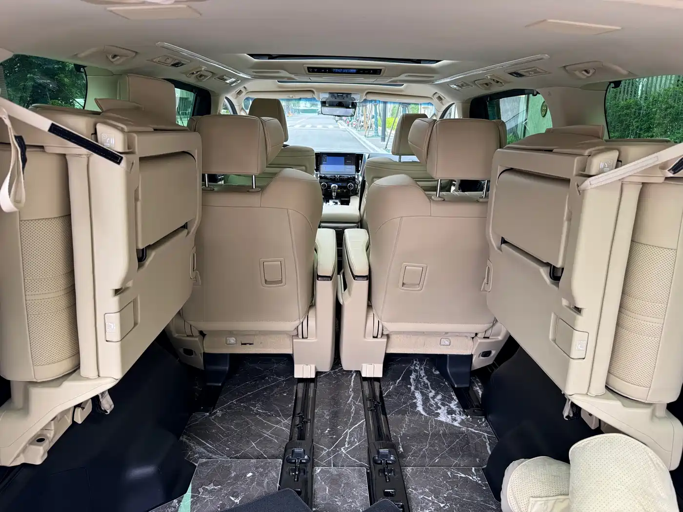 Toyota Vellfire 2023 Crown Hybrid 2.5L HV Ultimate фото 9