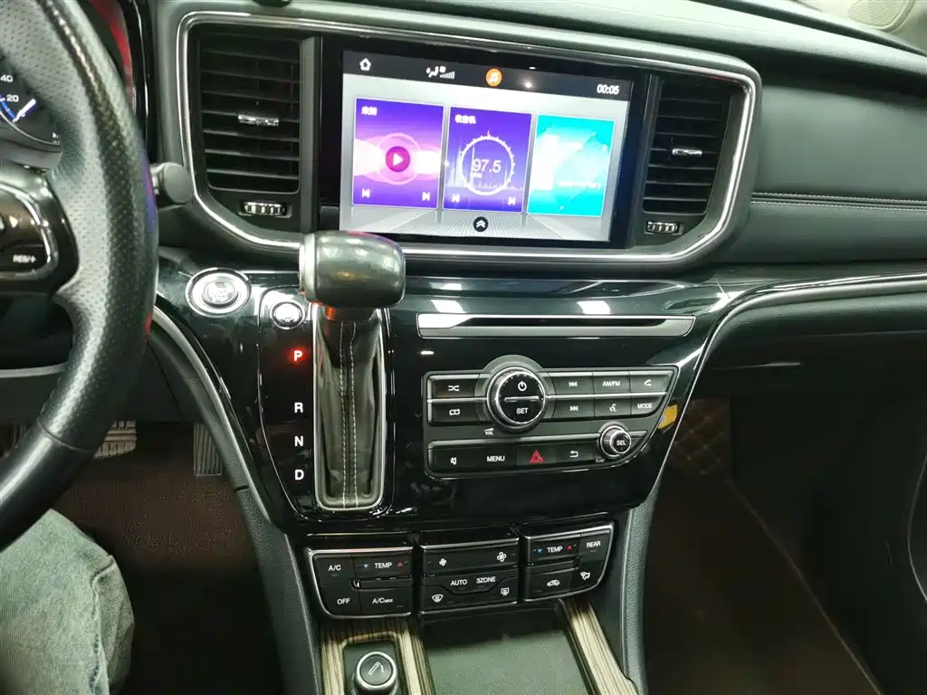 GAC Trumpchi Trumpchi M8 2020 Pilot 390T Premium Edition фото 9