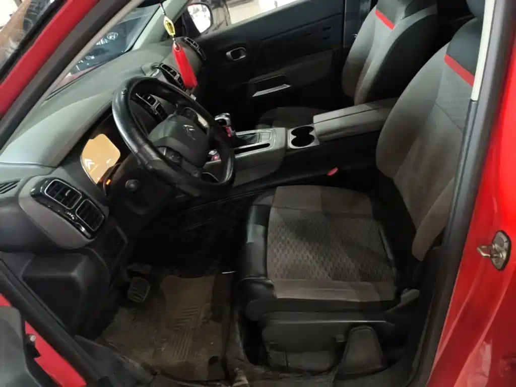 Фото 7 - Citroën Tianyi C5 AIRCROSS