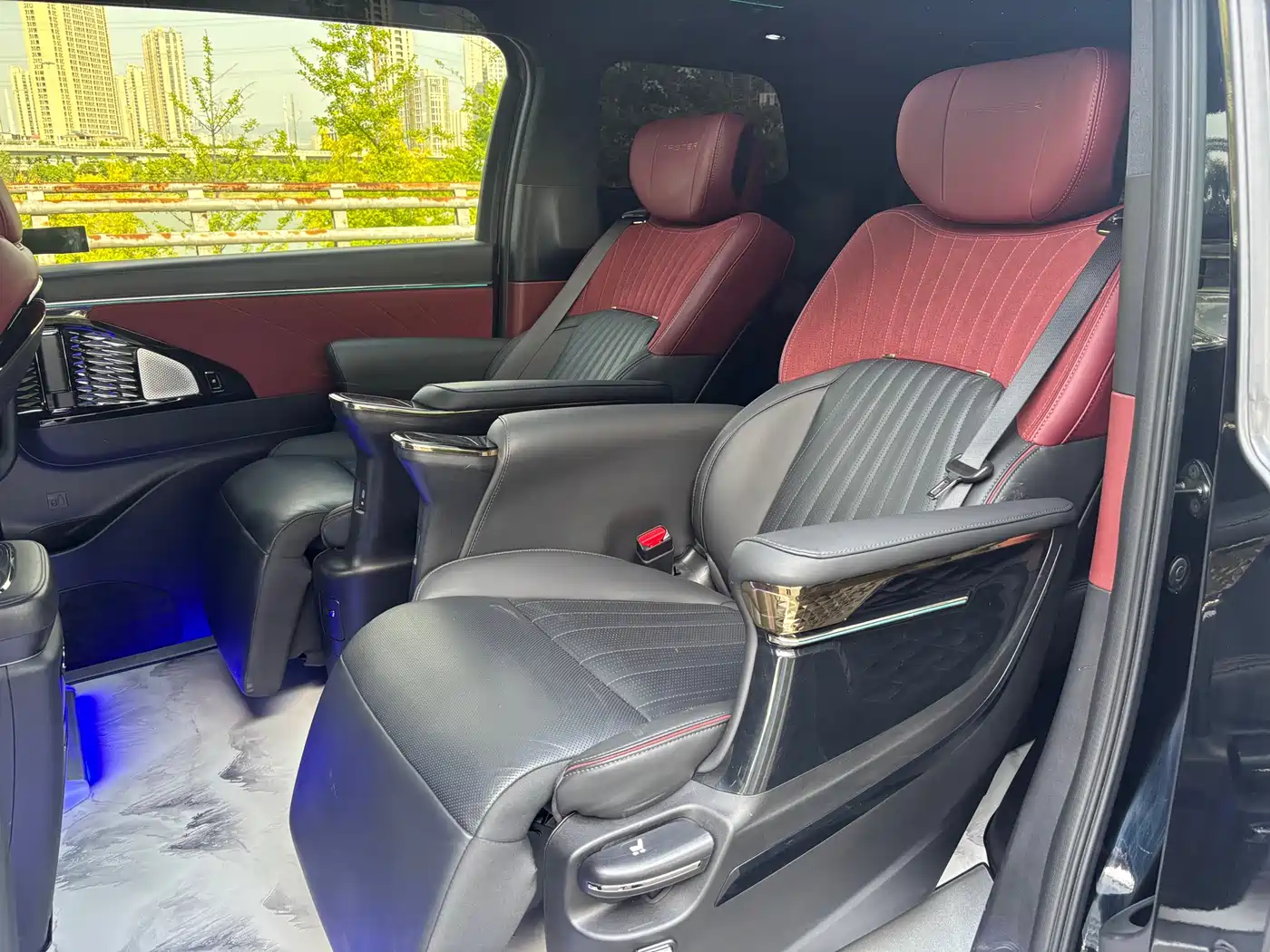 GAC Trumpchi Trumpchi M8 2024 Patriarch Series 400T Ultimate Edition фото 6