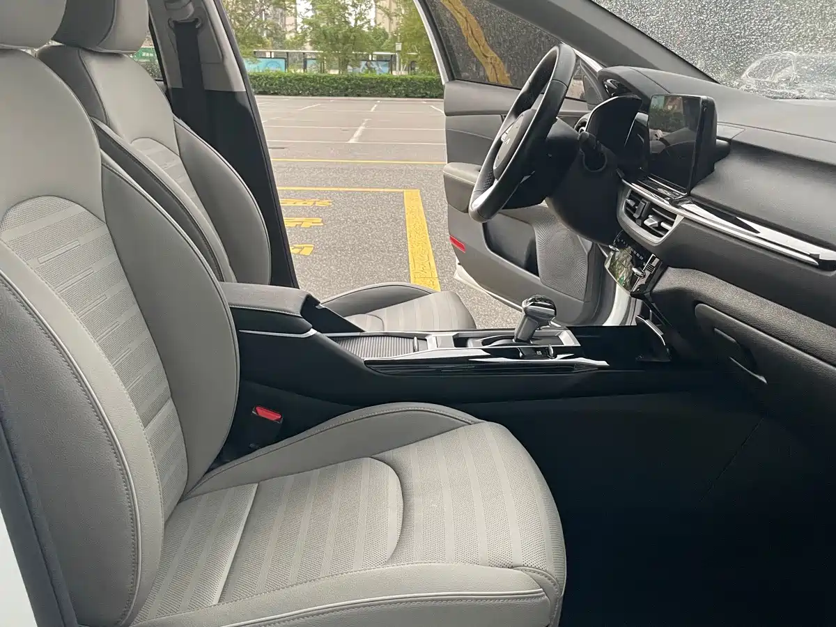 Kia K3 2024 2023 Model 1.5L CVT Luxury Edition