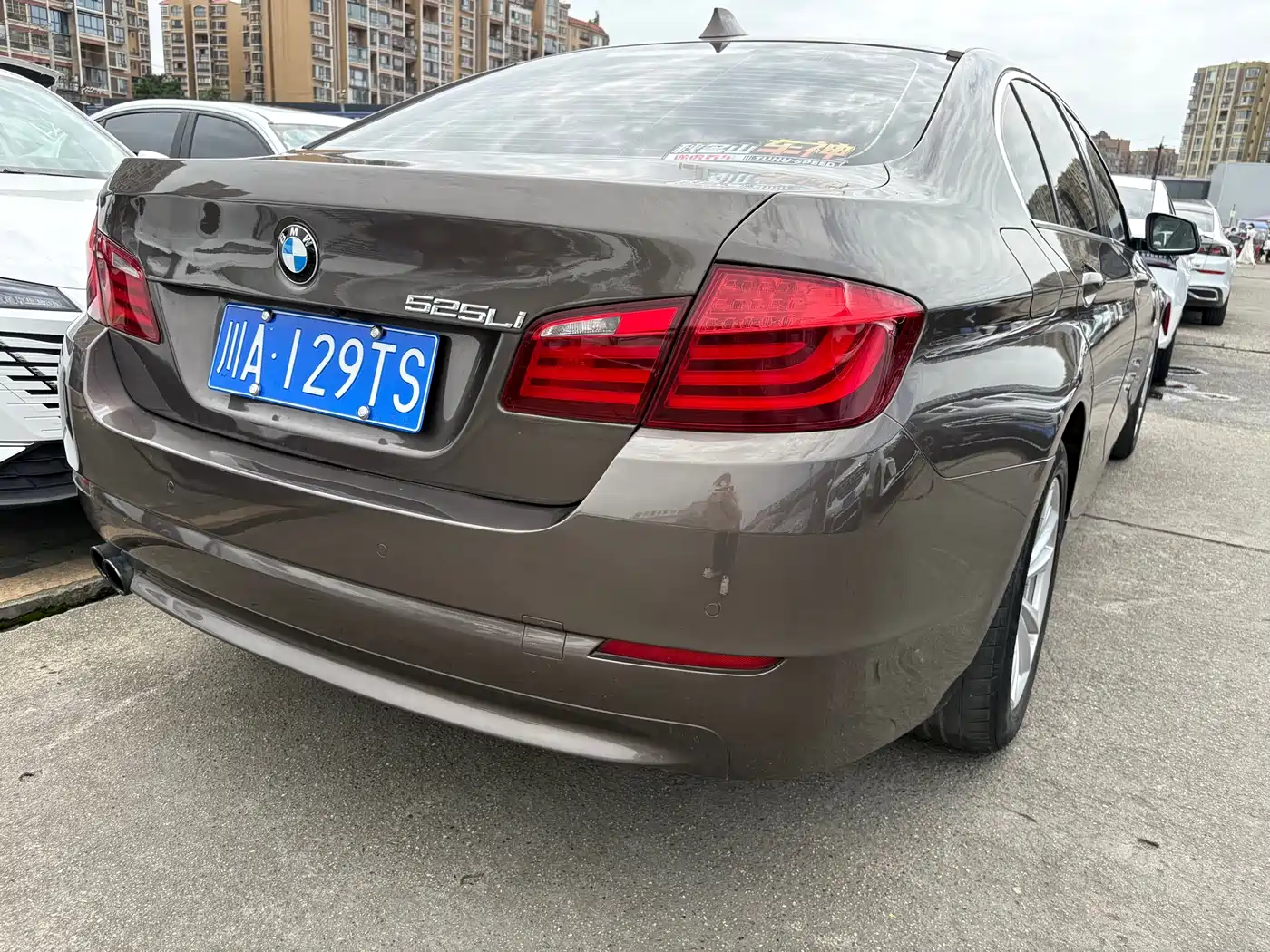 BMW 5 Series 2013 525Li Leadership фото 6