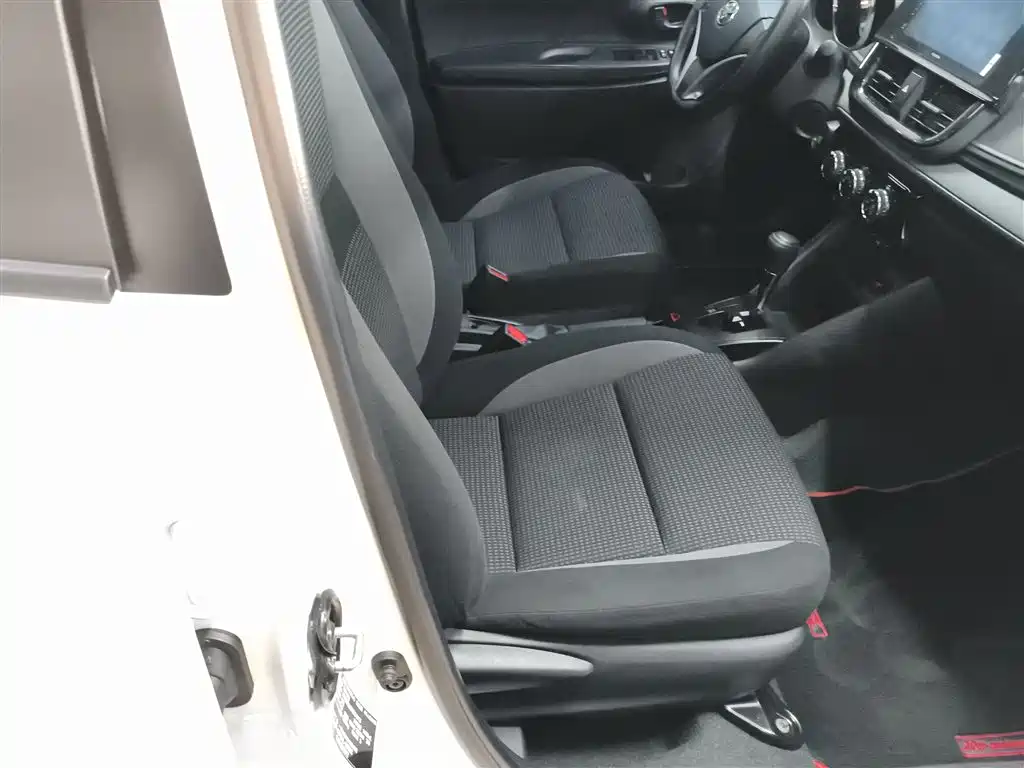 Toyota Vios 2022 1.5L 20th Anniversary Edition фото 25