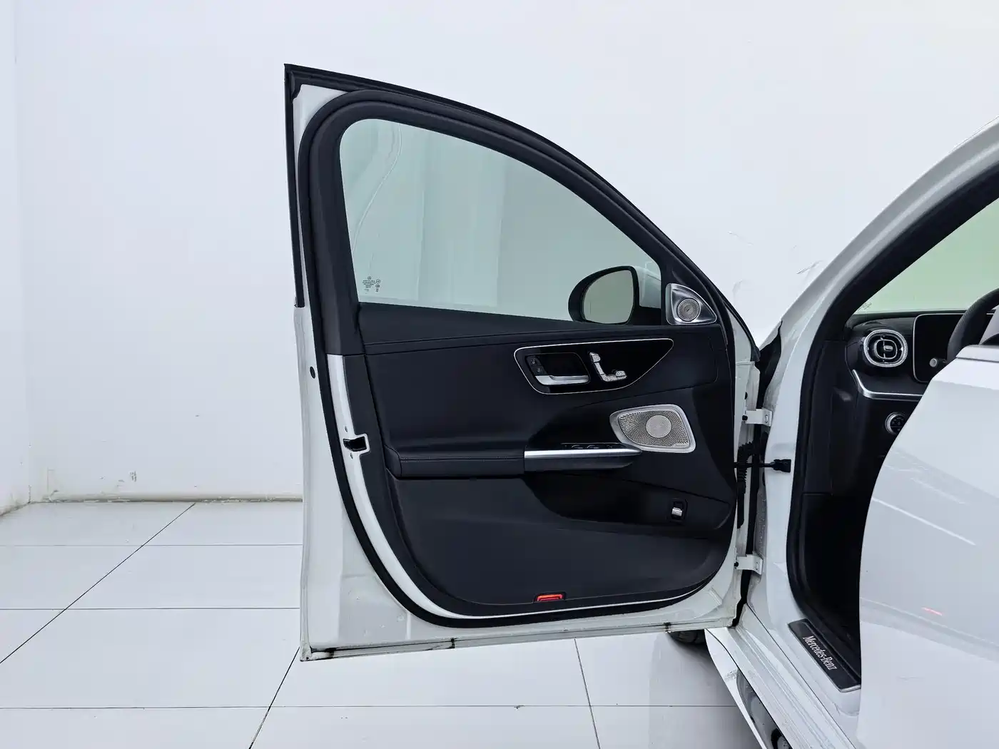 Mercedes-Benz C-Class 2024 Facelift C 260 L Sport фото 22