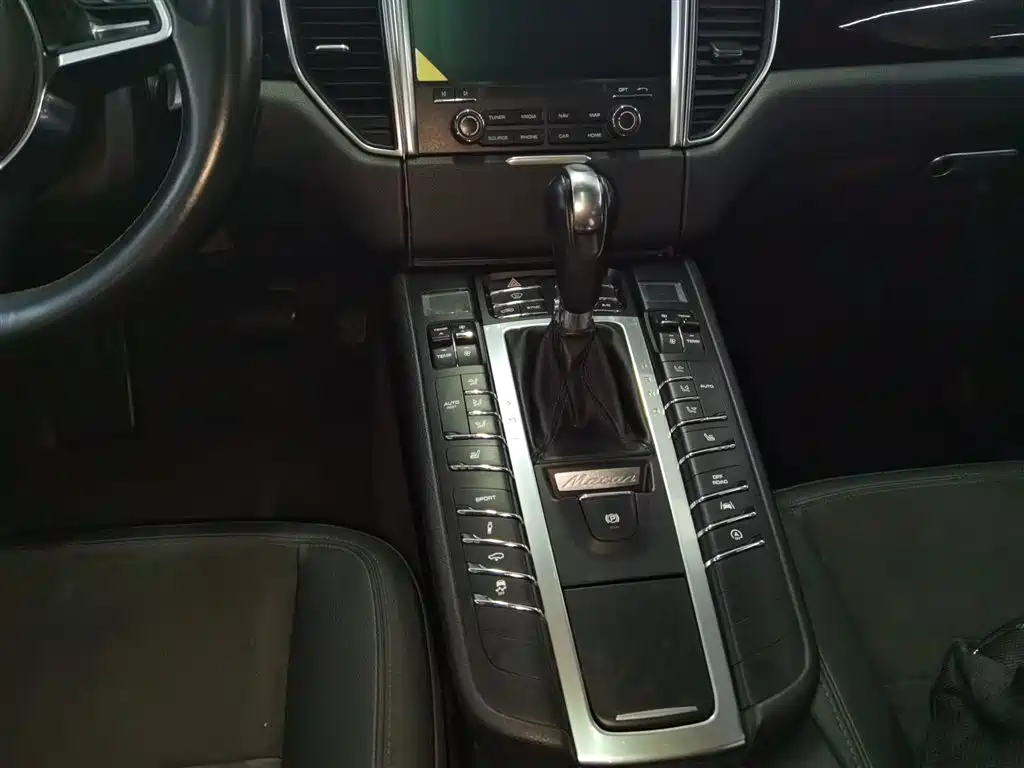 Porsche Macan 2017 Macan S 3.0T фото 14