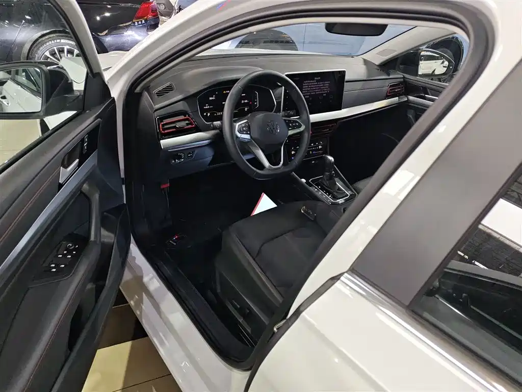 Volkswagen Lavida 2024 Model 300TSI DSG Starlight Leading Edition фото 15