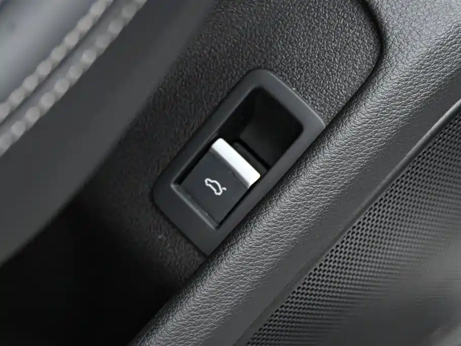 Audi A4L 2024 40 TFSI Luxury Dynamic фото 24