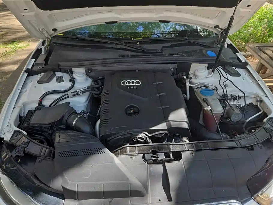 Audi A4L 2013 35 TFSI Automatic Comfort фото 10