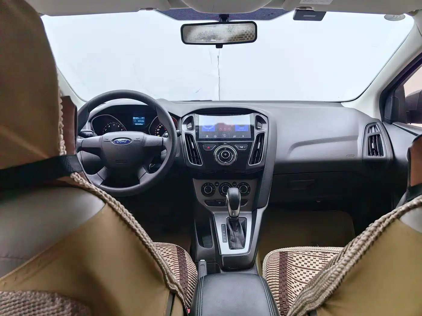 Ford Focus 2012 Hatchback 1.6L Automatic Comfort фото 6