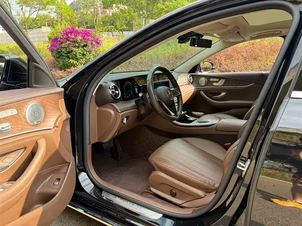 Mercedes-Benz E-Class 2023 E 300 L Luxury фото 4