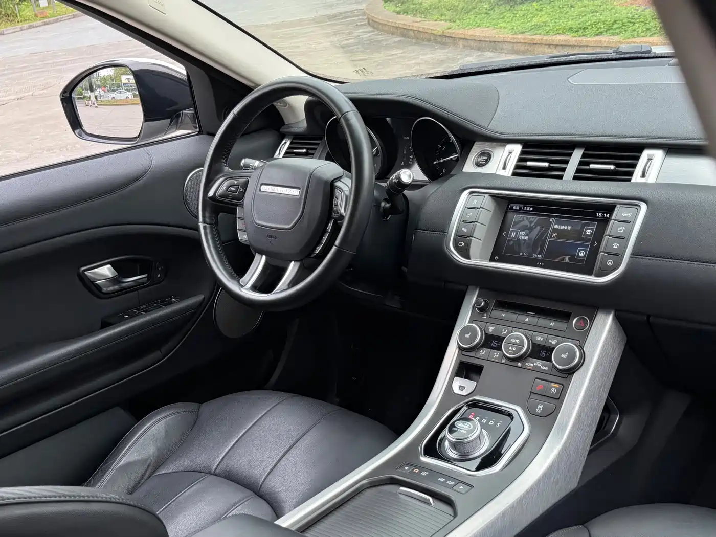 Land Rover Range Rover Evoque 2016 2.0T SE ZhiYao фото 9