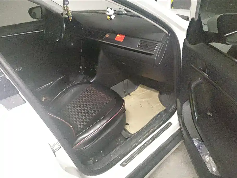 Volkswagen C-TREK 2018 1.5L Automatic Comfort фото 8