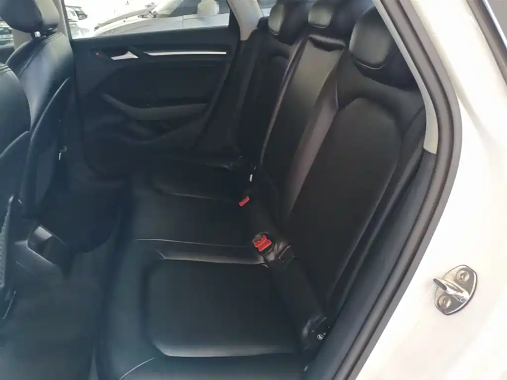 Audi A3 2014 Limousine 35 TFSI Auto Progressive фото 17
