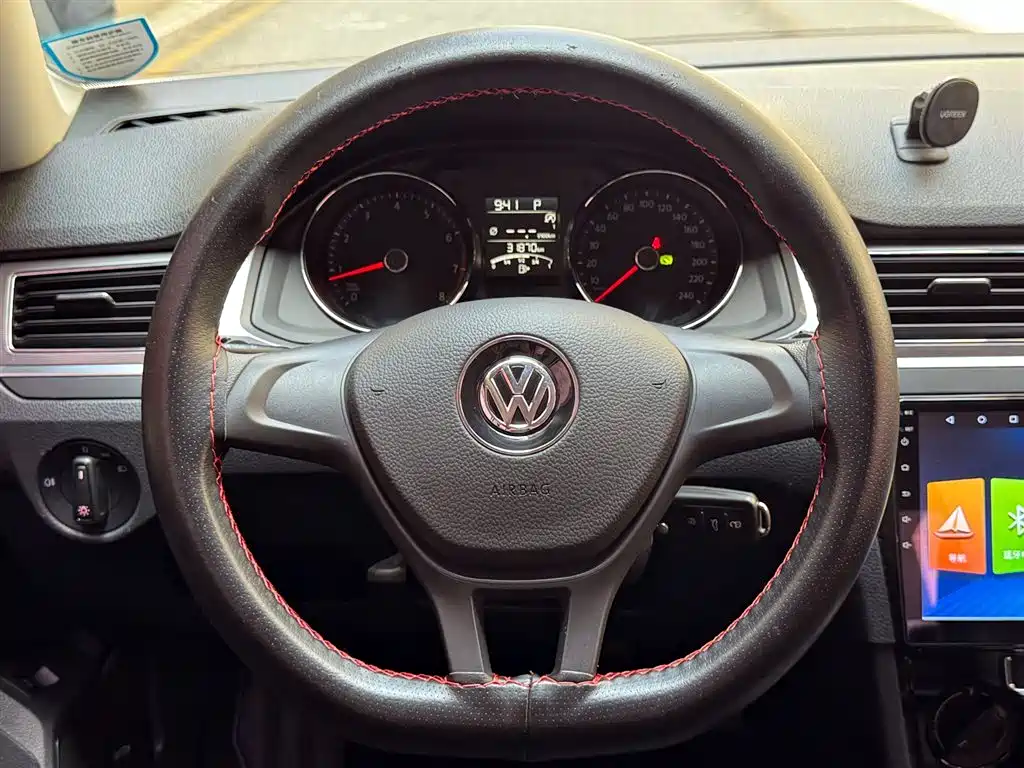 Volkswagen Bora 2019 Facelift 1.5L Automatic Fashion China VI фото 12