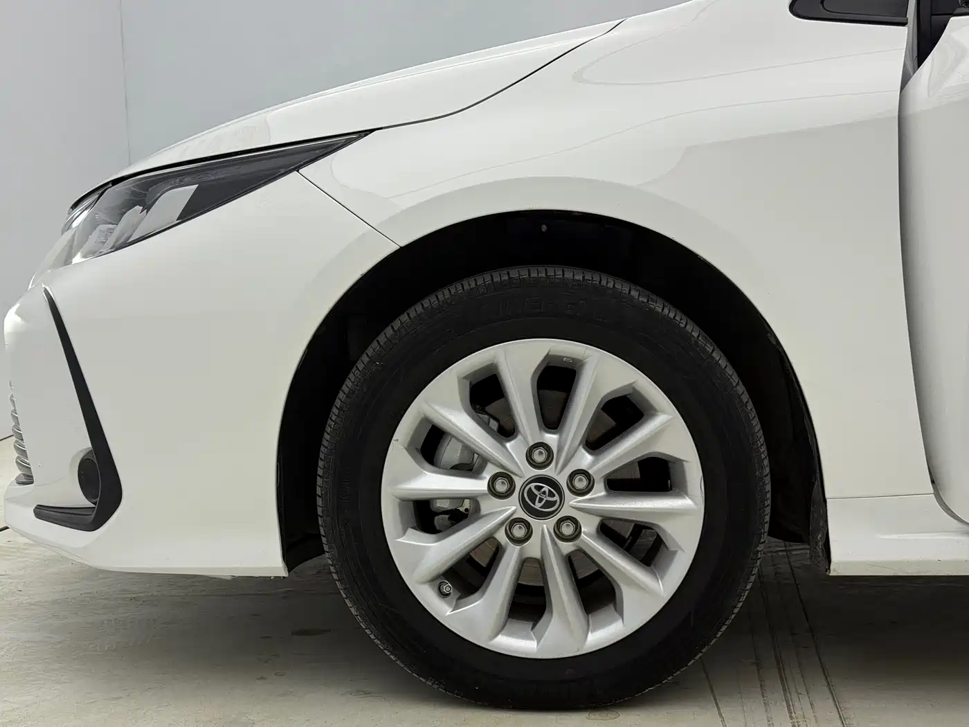 Toyota Corolla 2021 1.2T S-CVT Elite PLUS Edition фото 16