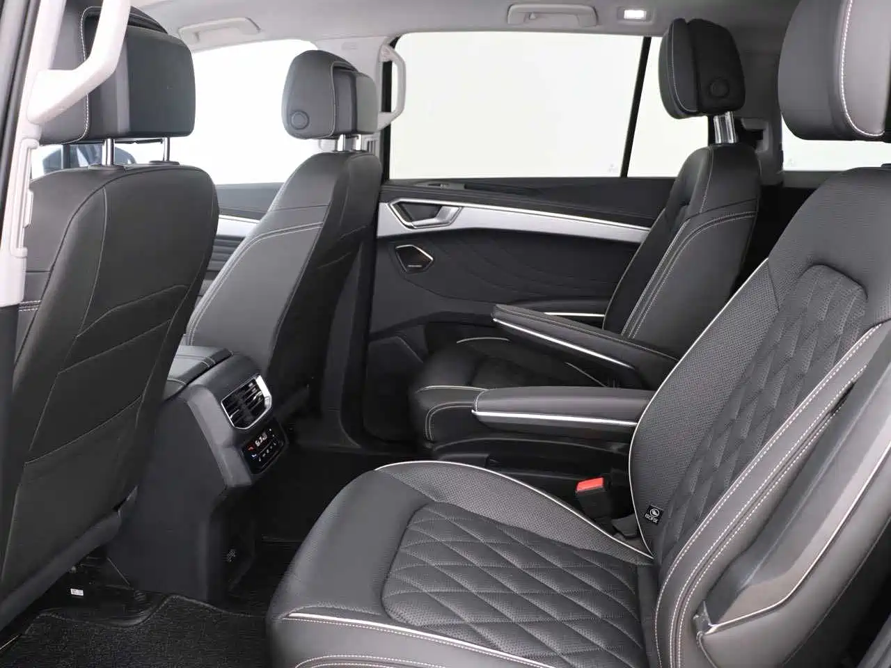 Volkswagen Talagon 2022 530TSI 4WD Flagship Victory Pro Edition 6-seater фото 13