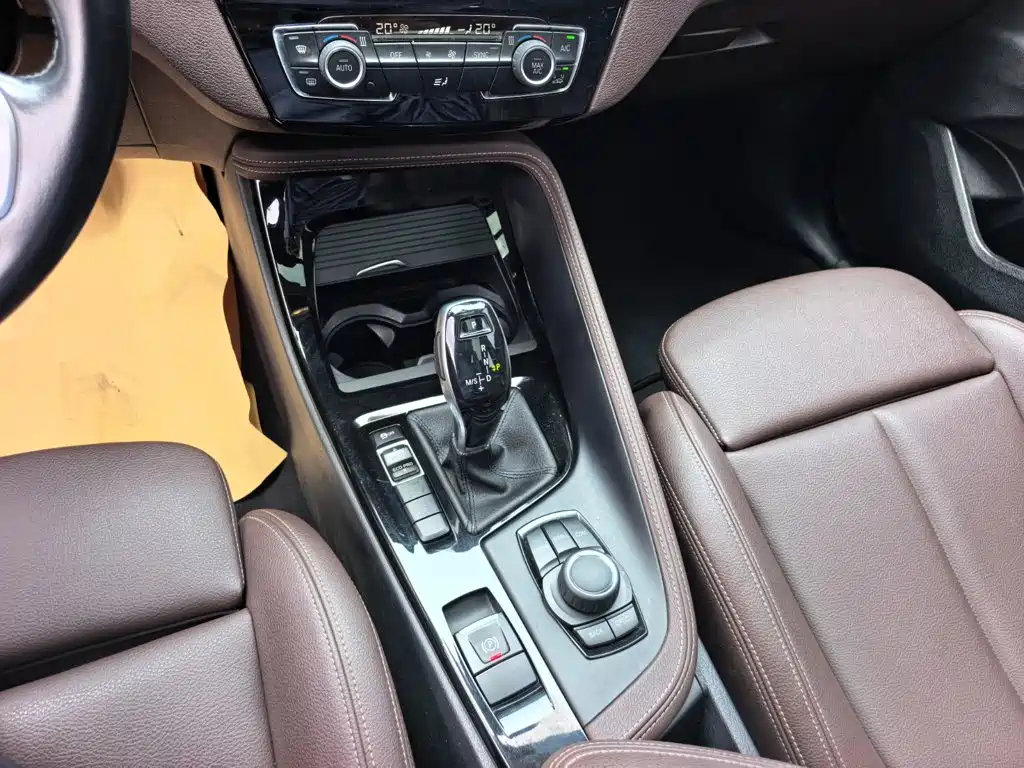 BMW X2 2020 2020 sDrive20i M Off-Road Package