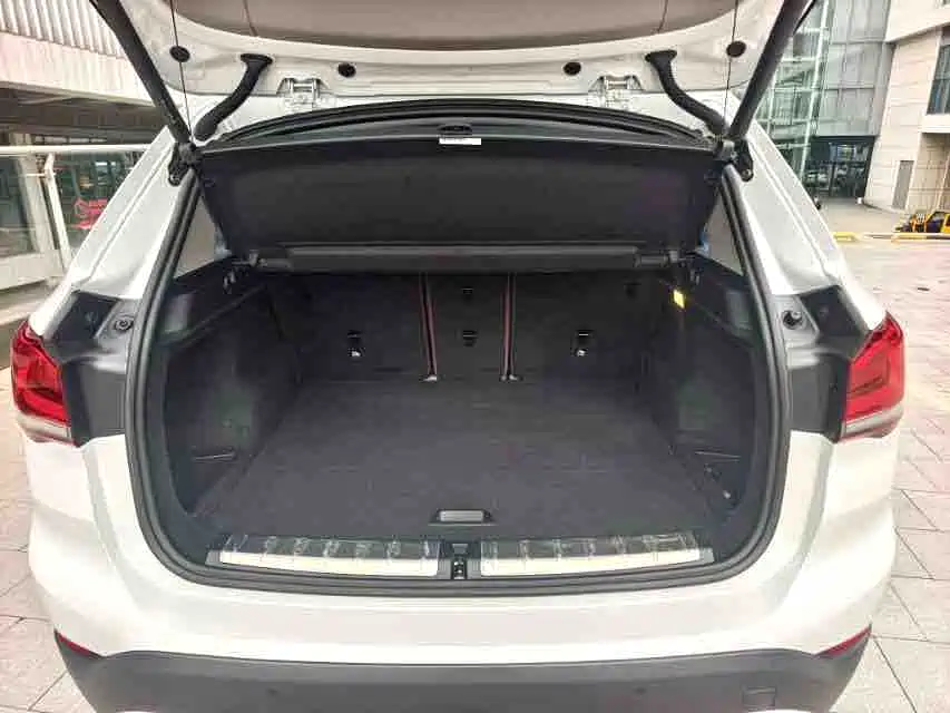 BMW X1 2022 sDrive25Li Leading фото 4
