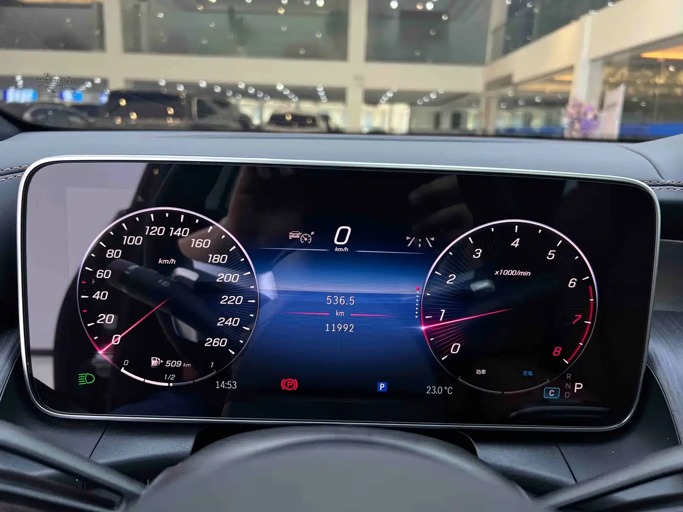 Mercedes-Benz GLC 2024 GLC 260 L 4MATIC Luxury 5-seater фото 8