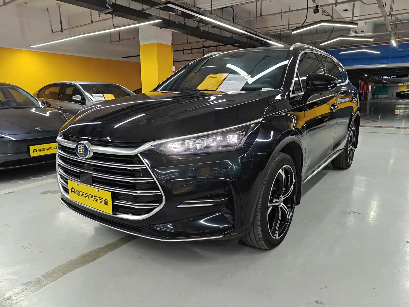 BYD Tang New Energy 2021 DM-i 112KM Honor фото 2