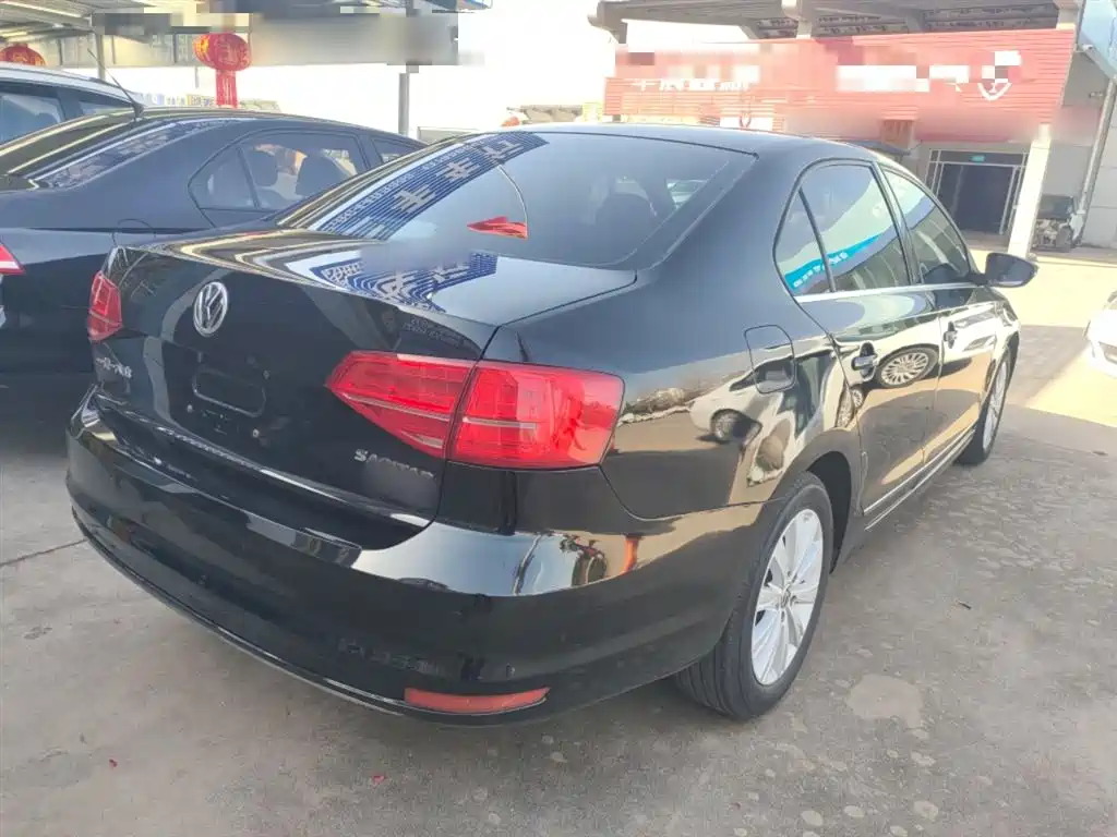 Volkswagen Sagitar 2015 230TSI Automatic Comfort фото 5