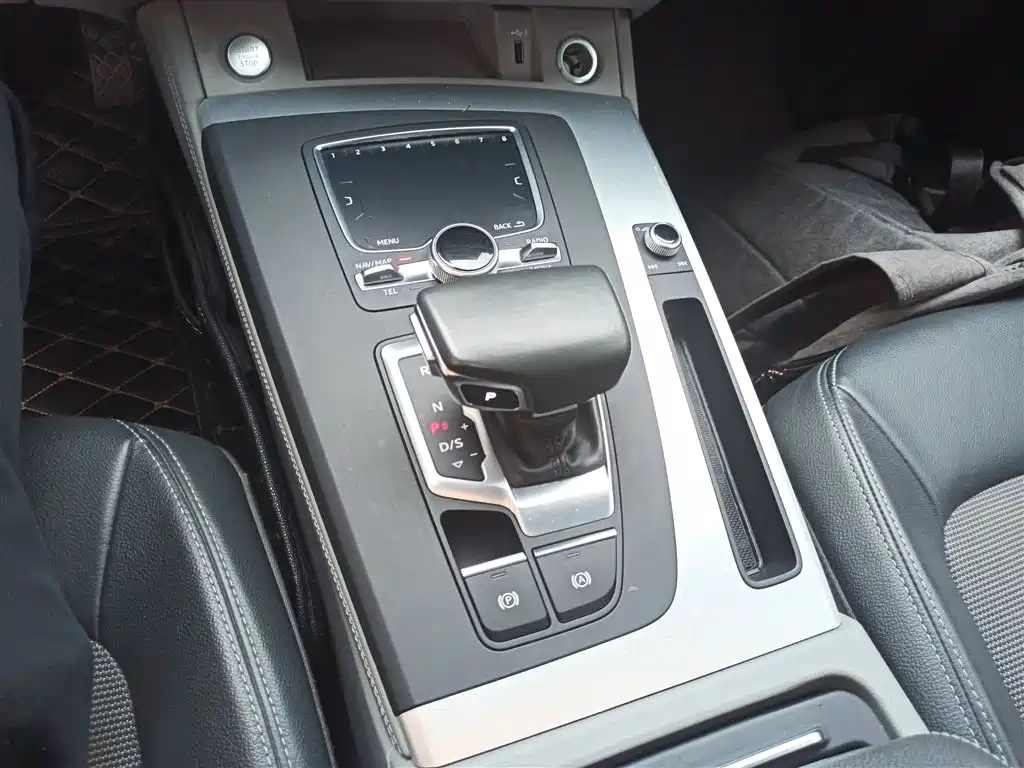 Audi Q5L 2018 40 TFSI Premium Fashion China VI фото 6