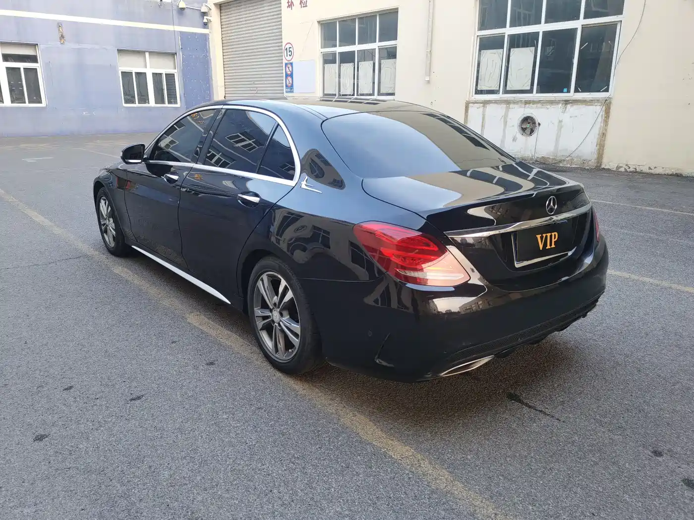 Mercedes-Benz C-Class 2015 Facelift C 200 L Sport фото 7