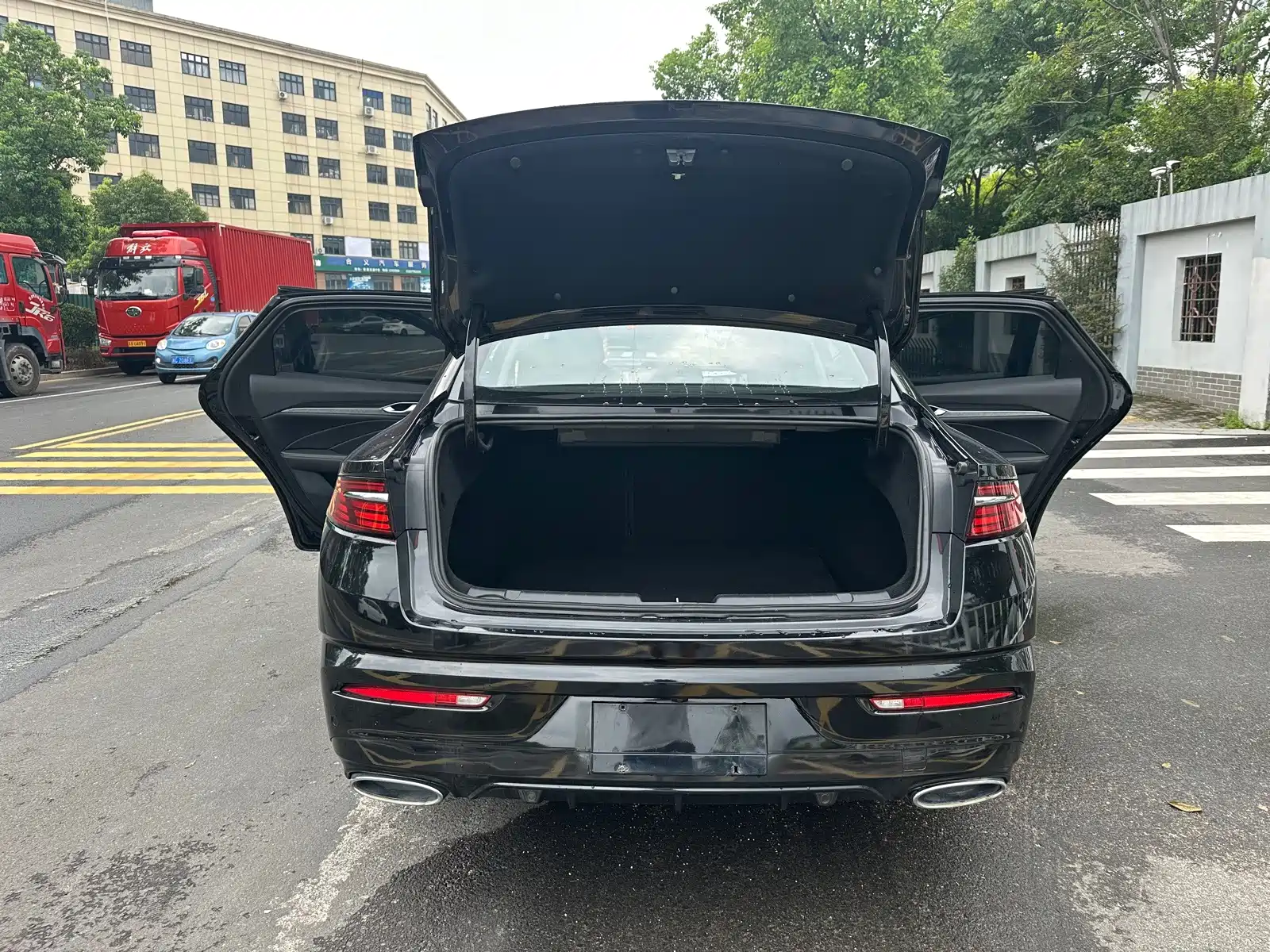 Фото 10 - Geely Preface