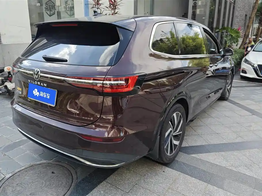 Volkswagen Viloran 2022 380TSI Premium Edition фото 3