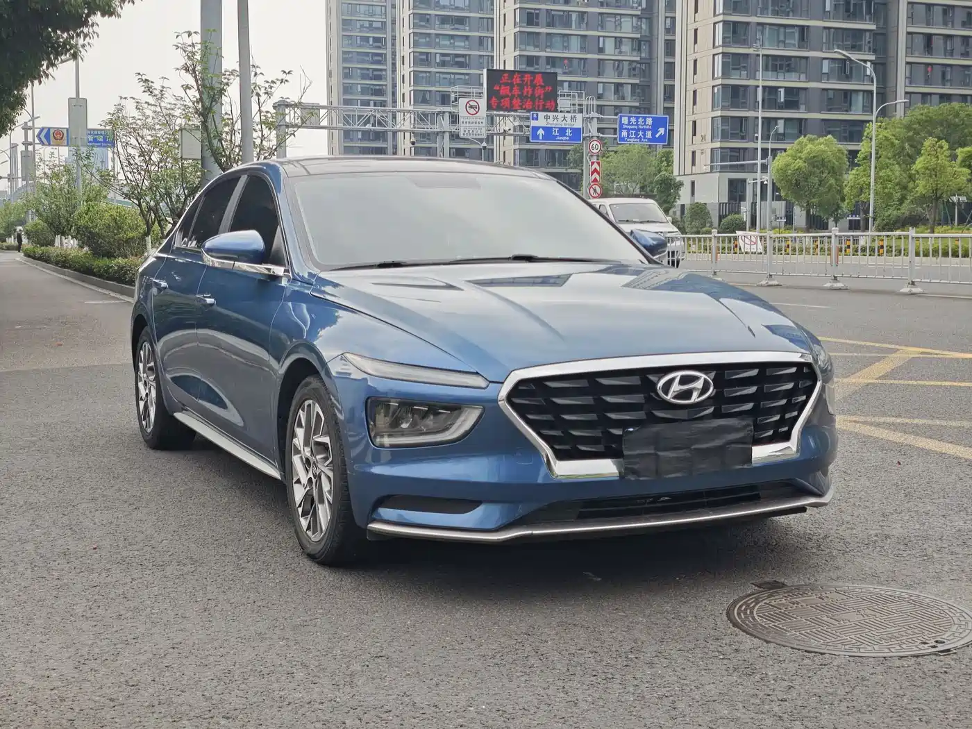 Hyundai Mistra 2021 1.8L CVT GLX Elite фото 3