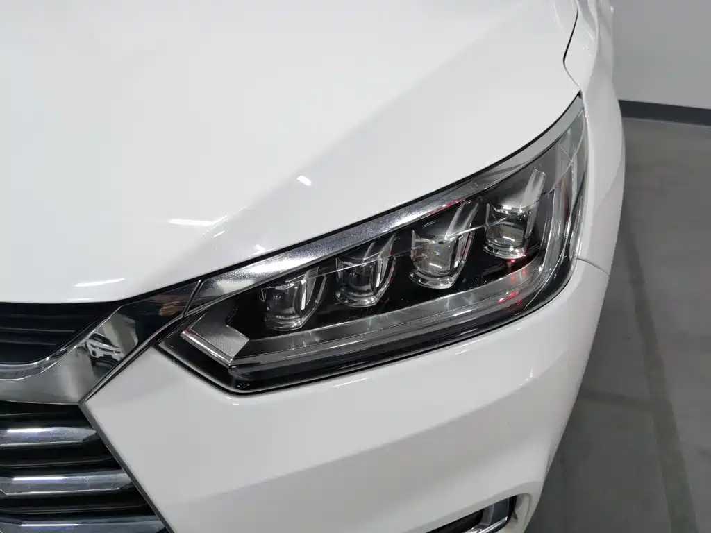 BYD Song 2021 2021 Classic Edition 1.5T Manual Luxury