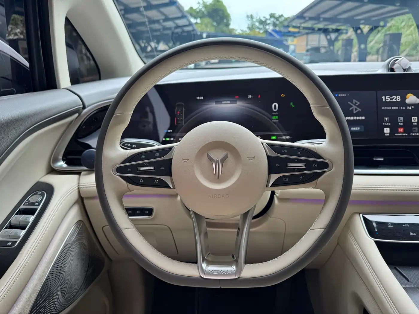 Voyah Auto Voyah Dreamer 2022 Low-carbon Dream+Smart Package фото 20