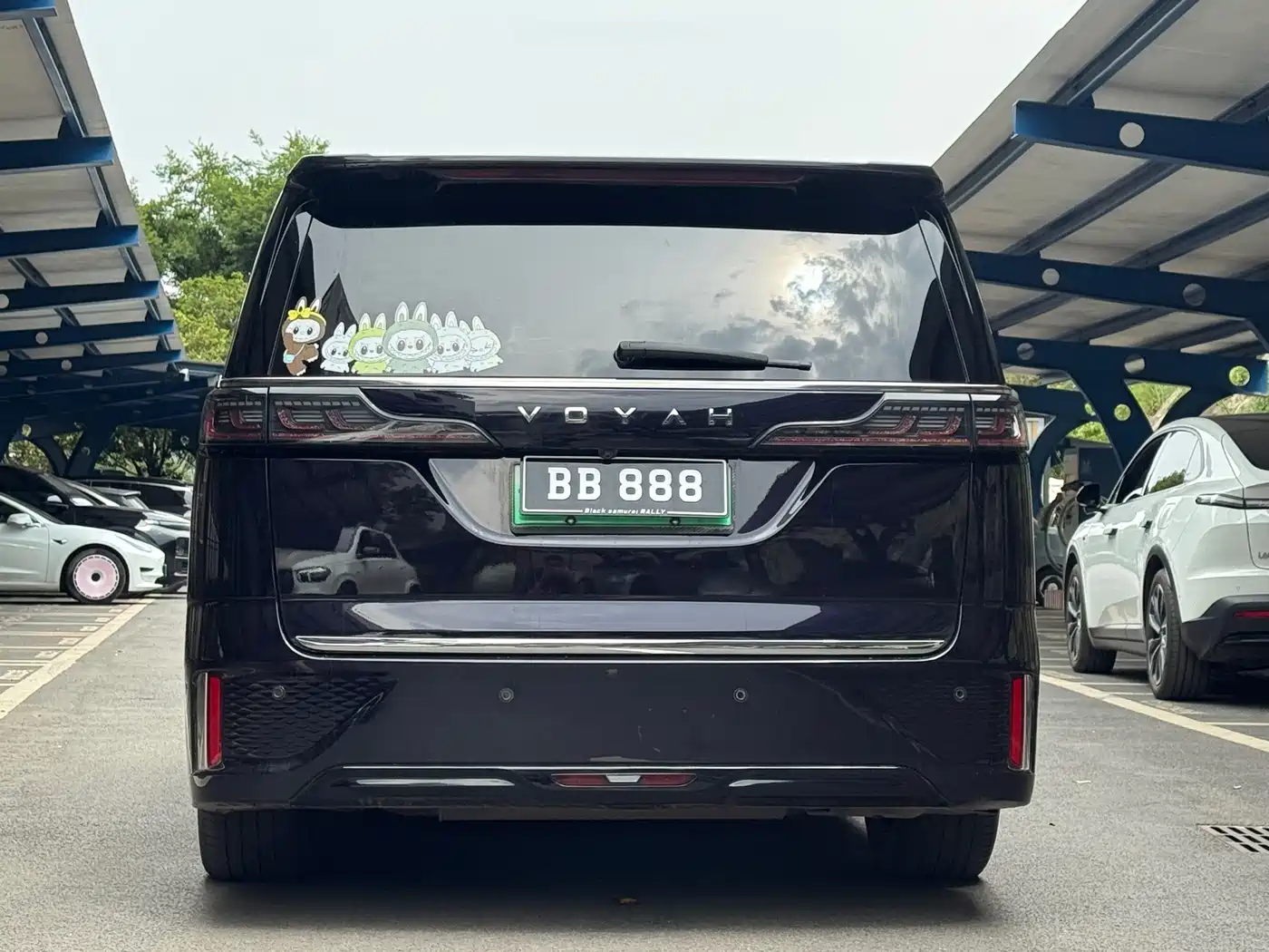 Voyah Auto Voyah Dreamer 2022 Low-carbon Dream+Smart Package фото 8