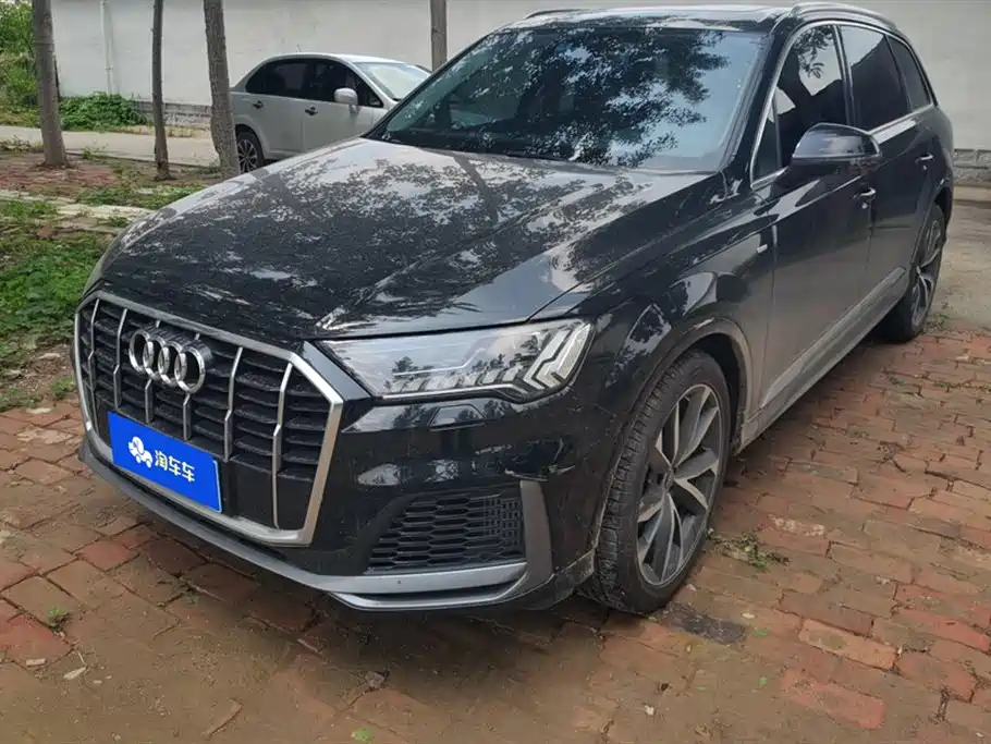 Audi Q7 2023 55 TFSI quattro S line Sport