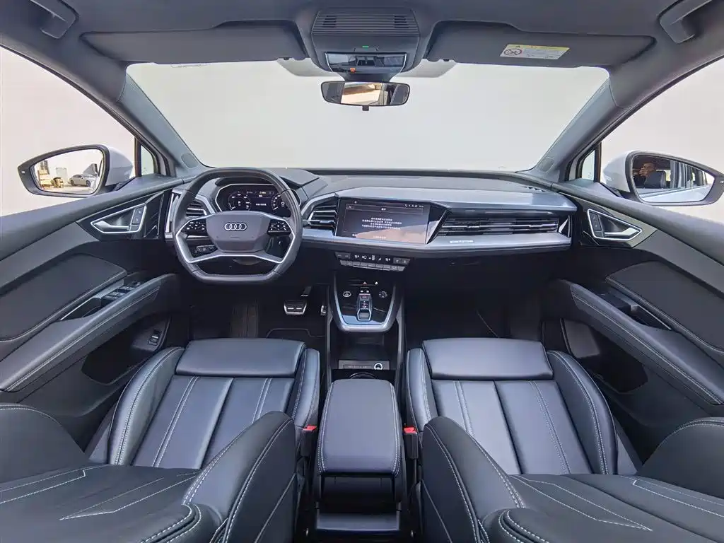 Audi Q4 e-tron 2024 40 e-tron Pioneer Edition фото 20