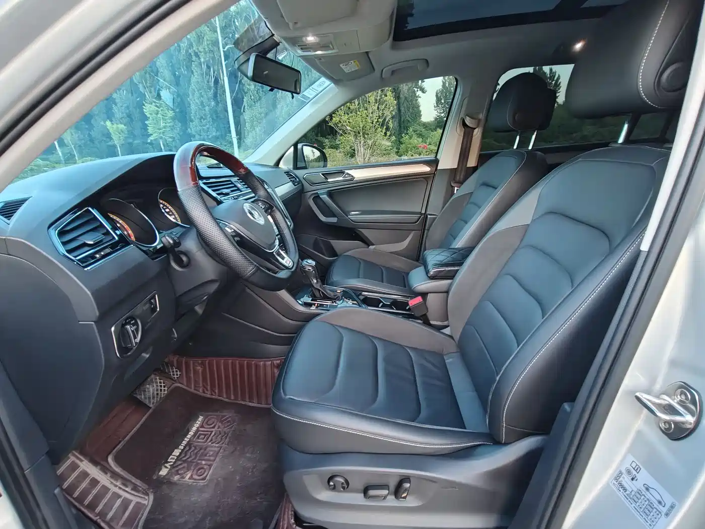 Volkswagen Tiguan L 2020 330TSI Auto 2WD Panorama Comfort China VI фото 8