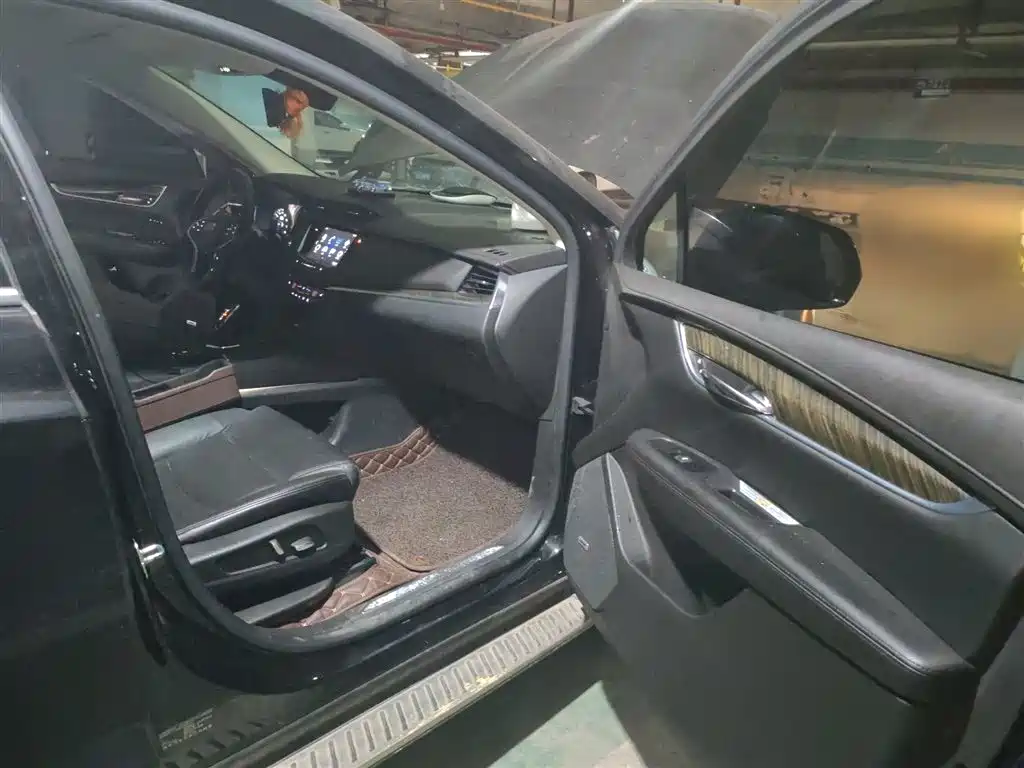Cadillac XT5 2018 25T Luxury фото 19