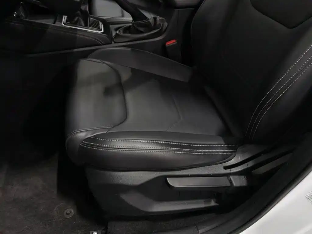BYD Song 2021 2021 Classic Edition 1.5T Manual Luxury