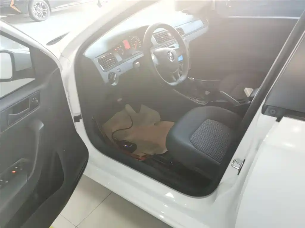 Volkswagen Santana 2021 1.5L Automatic Trend Edition фото 16