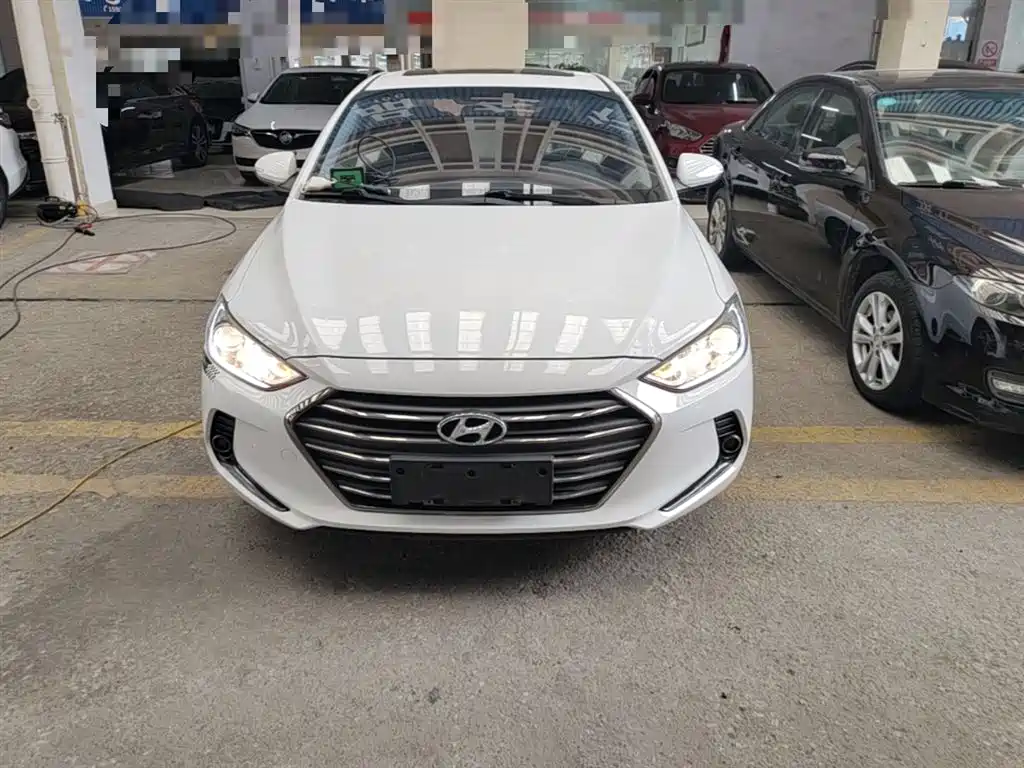 Hyundai Elantra 2019 1.4T Dual-clutch XuanDong·Vitality Type фото 3