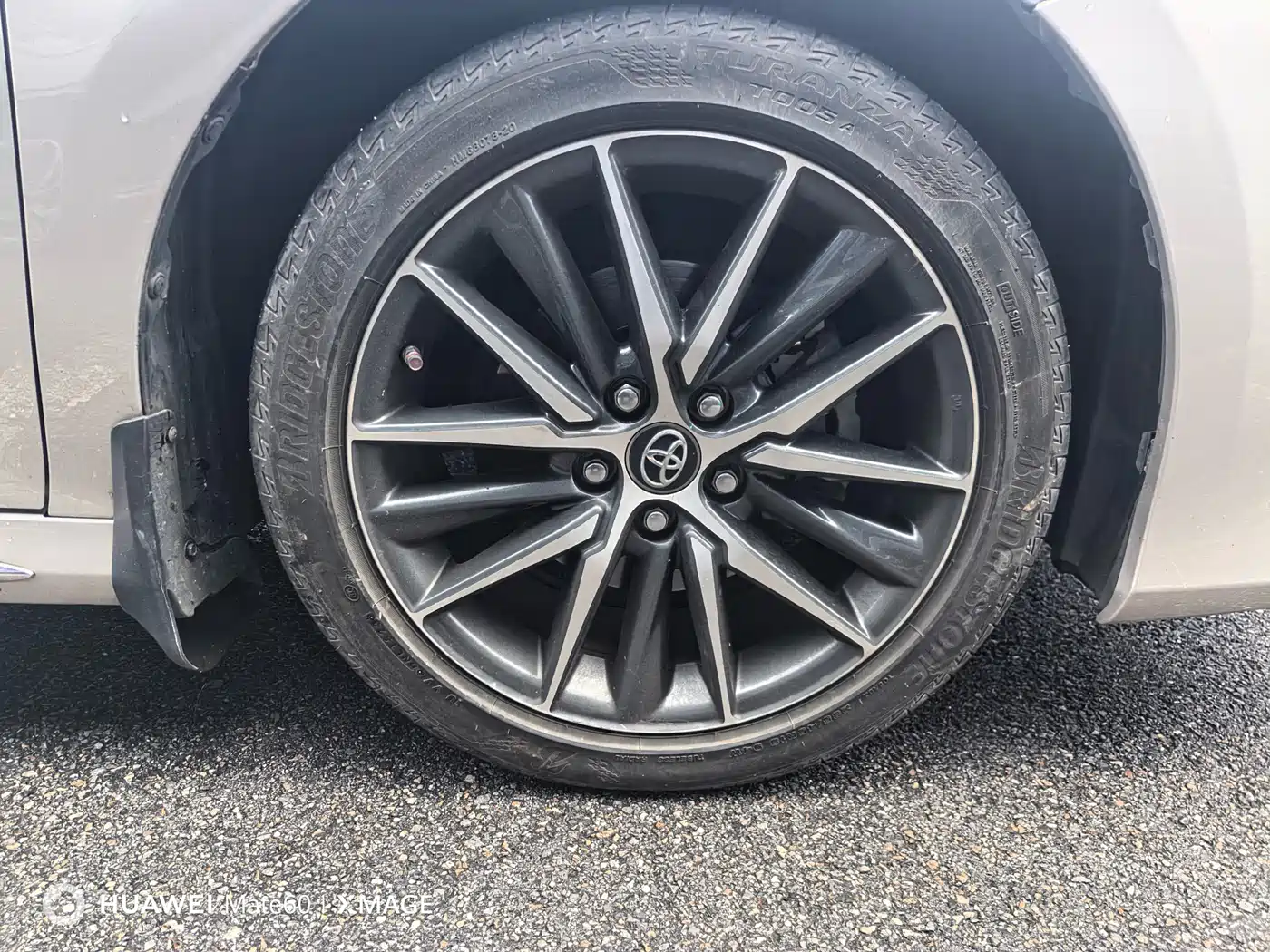 Toyota Camry 2023 2.5G Luxury Edition фото 9