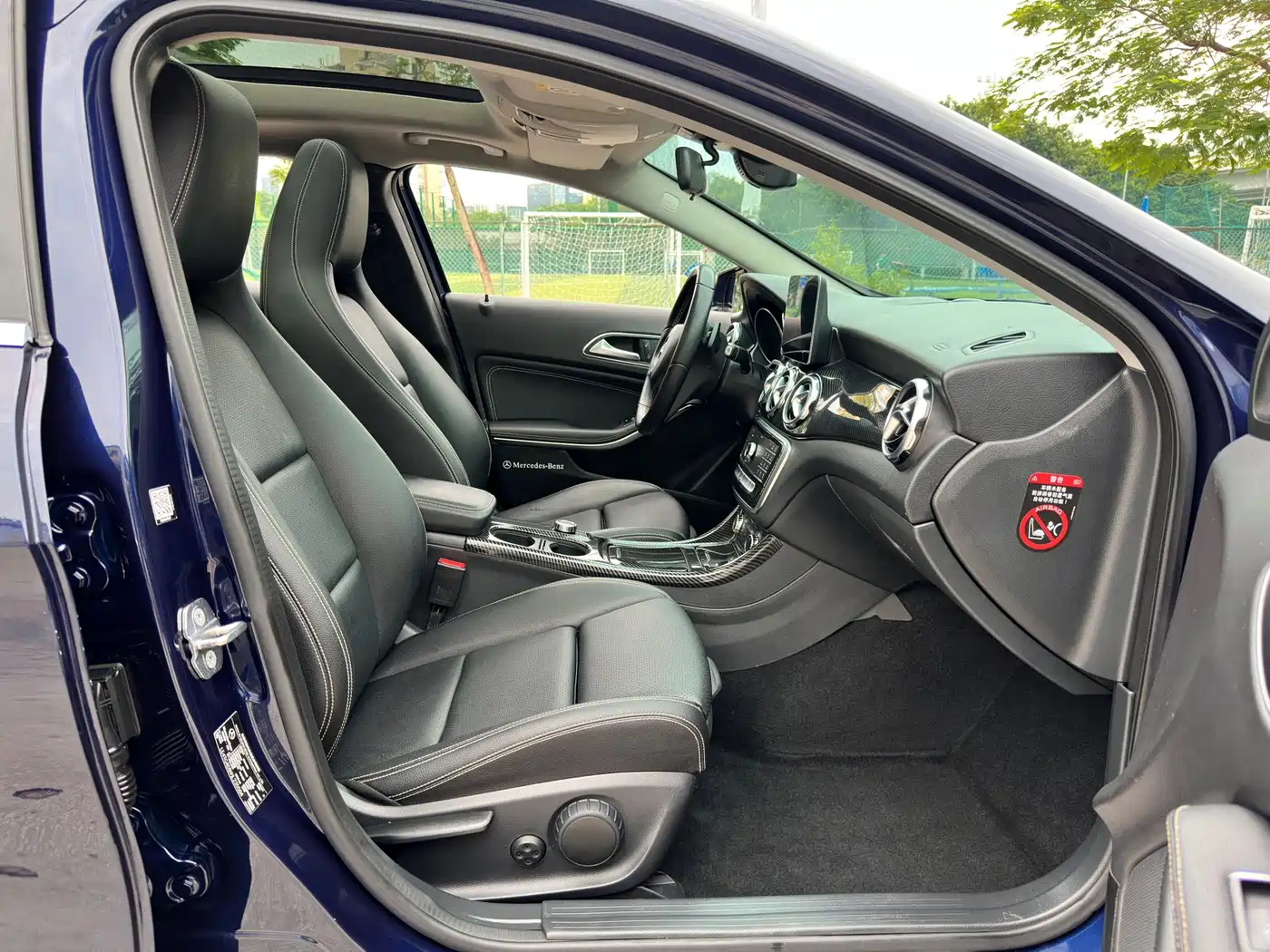Mercedes-Benz GLA 2018 GLA 200 Dynamic фото 11